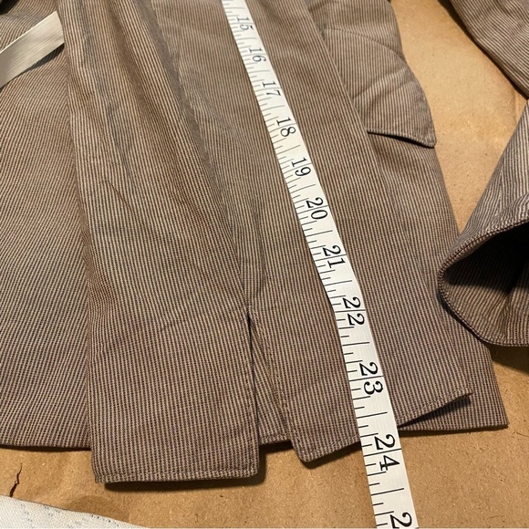 AKRIS Punto Brown New w/o tags Blazer with Button Closure 10 - Picture 16 of 16